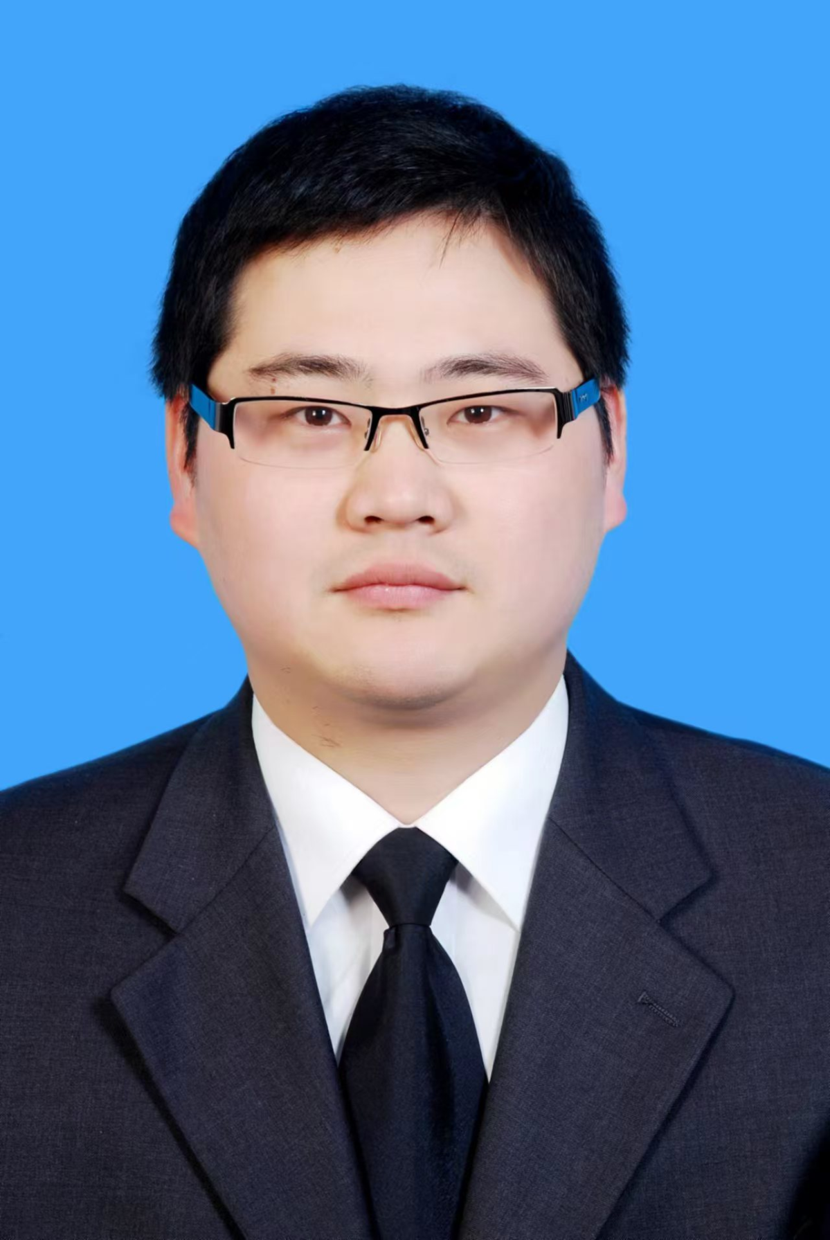 厲琰乾